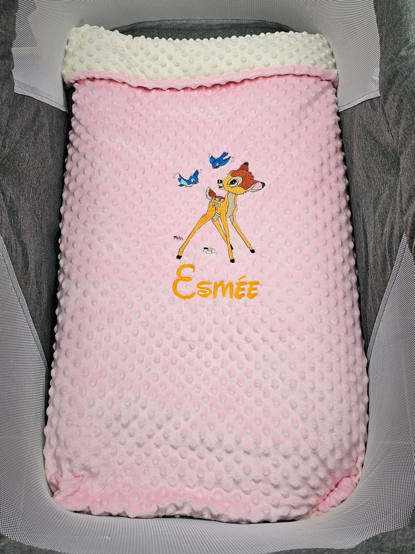 Créez Votre Couverture Bébé Brodée 75cm x 100cm | Modèle Double Minky Fille