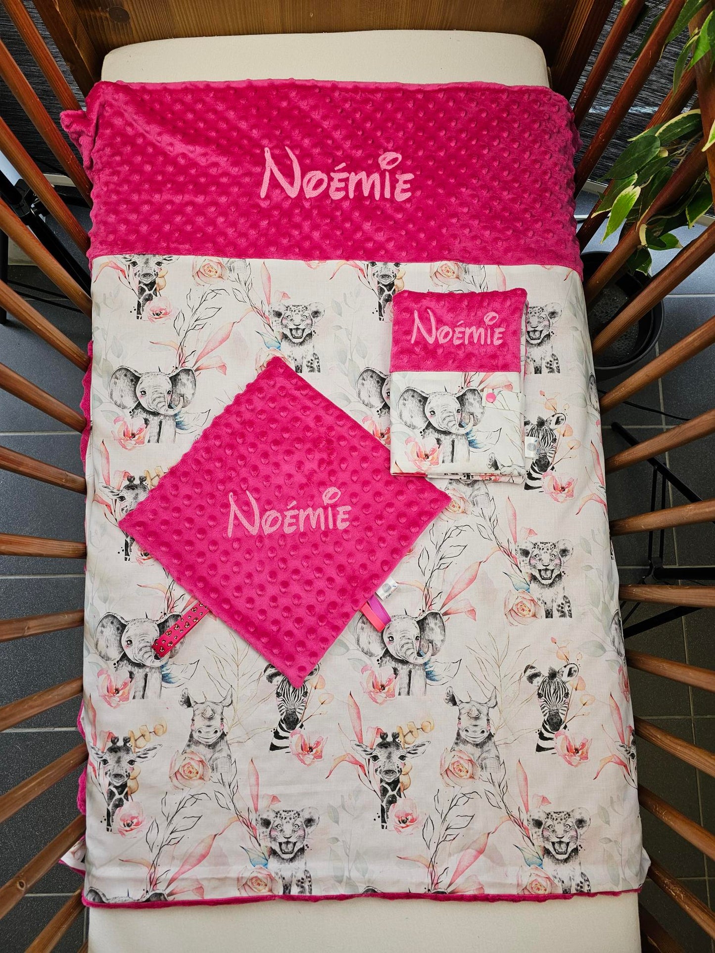 Pack Bébé Personnalisé | Couverture + Doudou 30cm + Protège carnet assortis | Fille | Coton