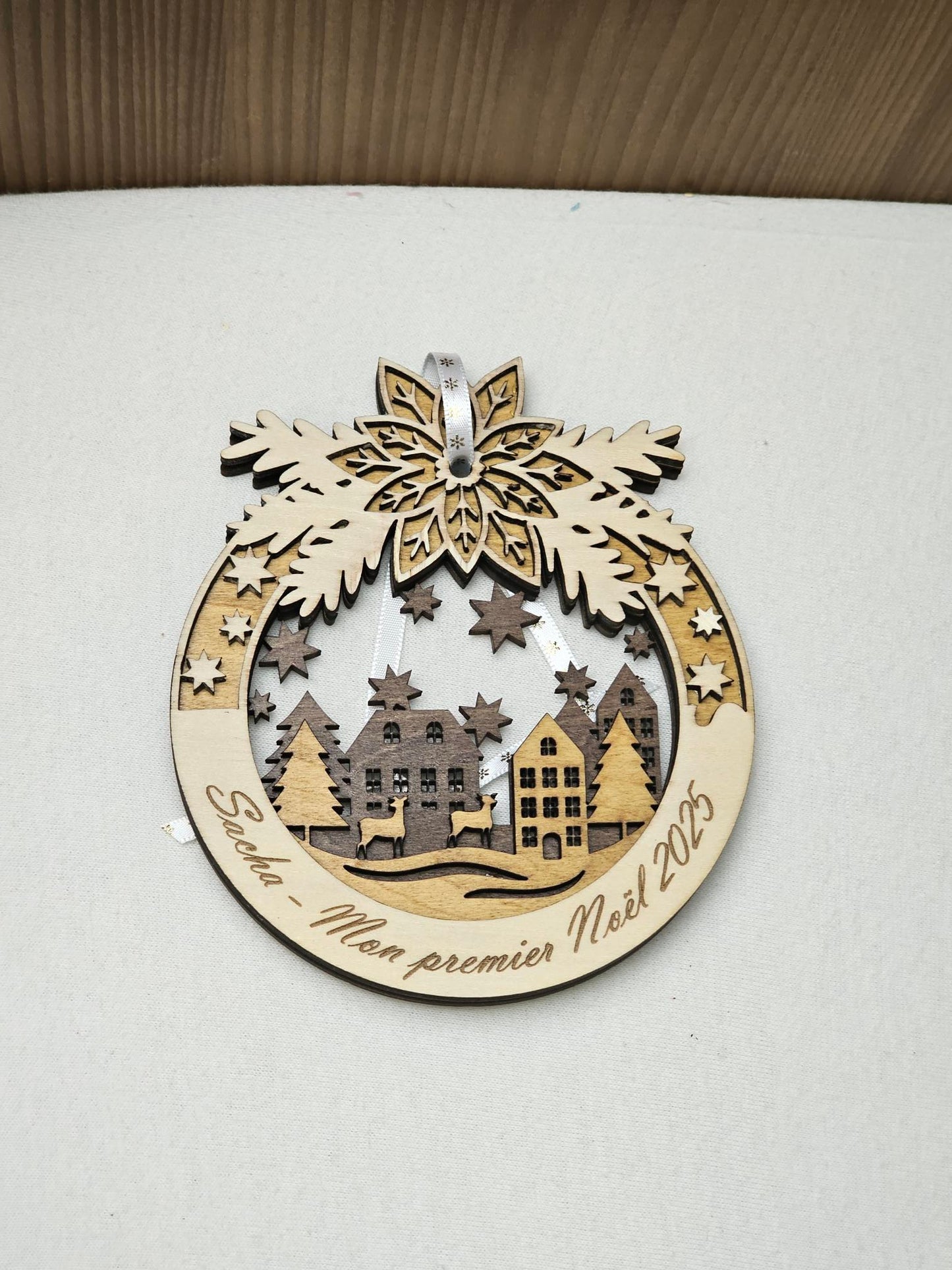 Boule de Noël 2D En Bois 11cm | Décor Festif | Gravure Personnalisée