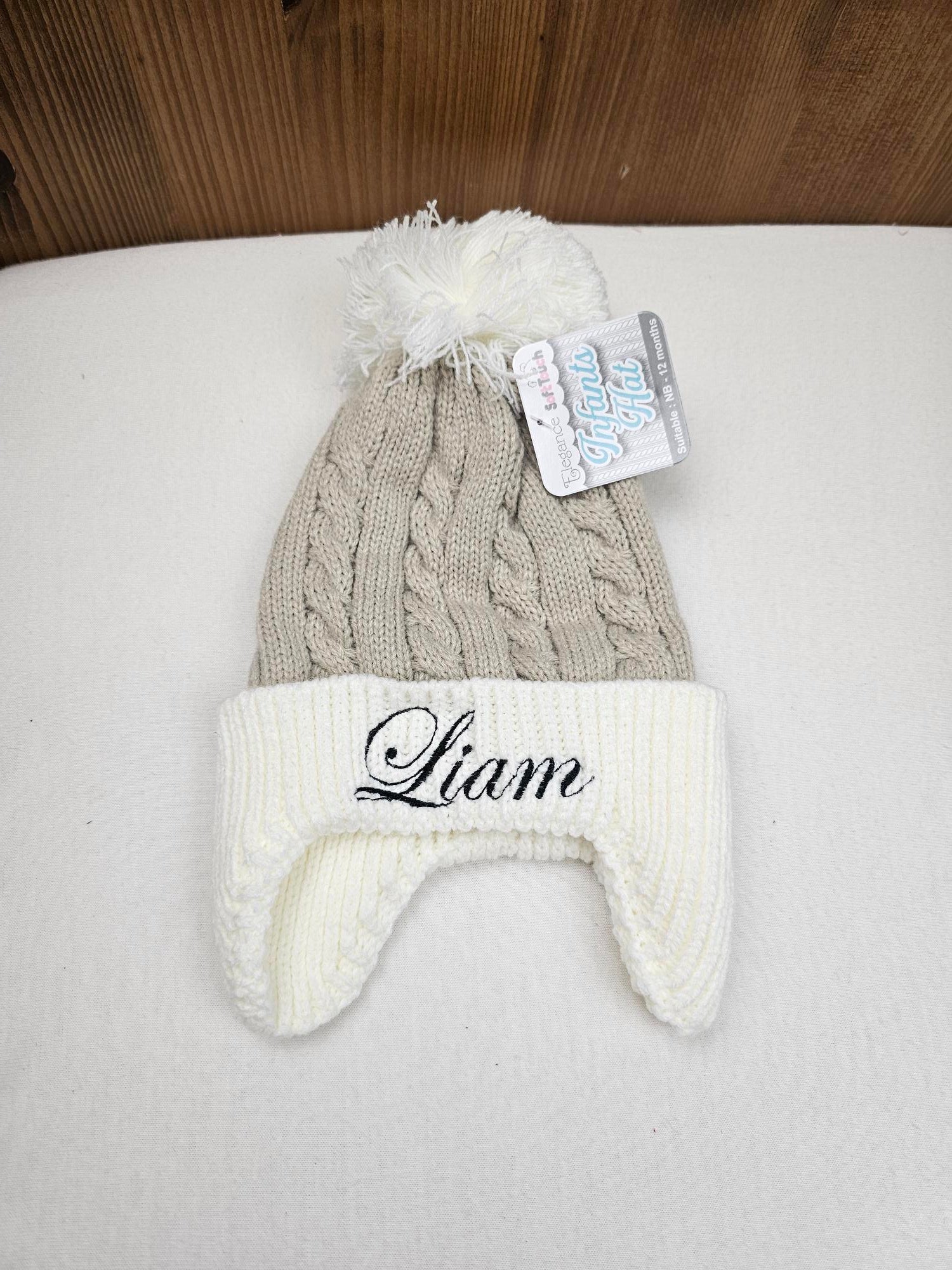 Bonnet Pompon Couvre Oreilles Café | 0 à 12 mois | Avec Prénom Brodé