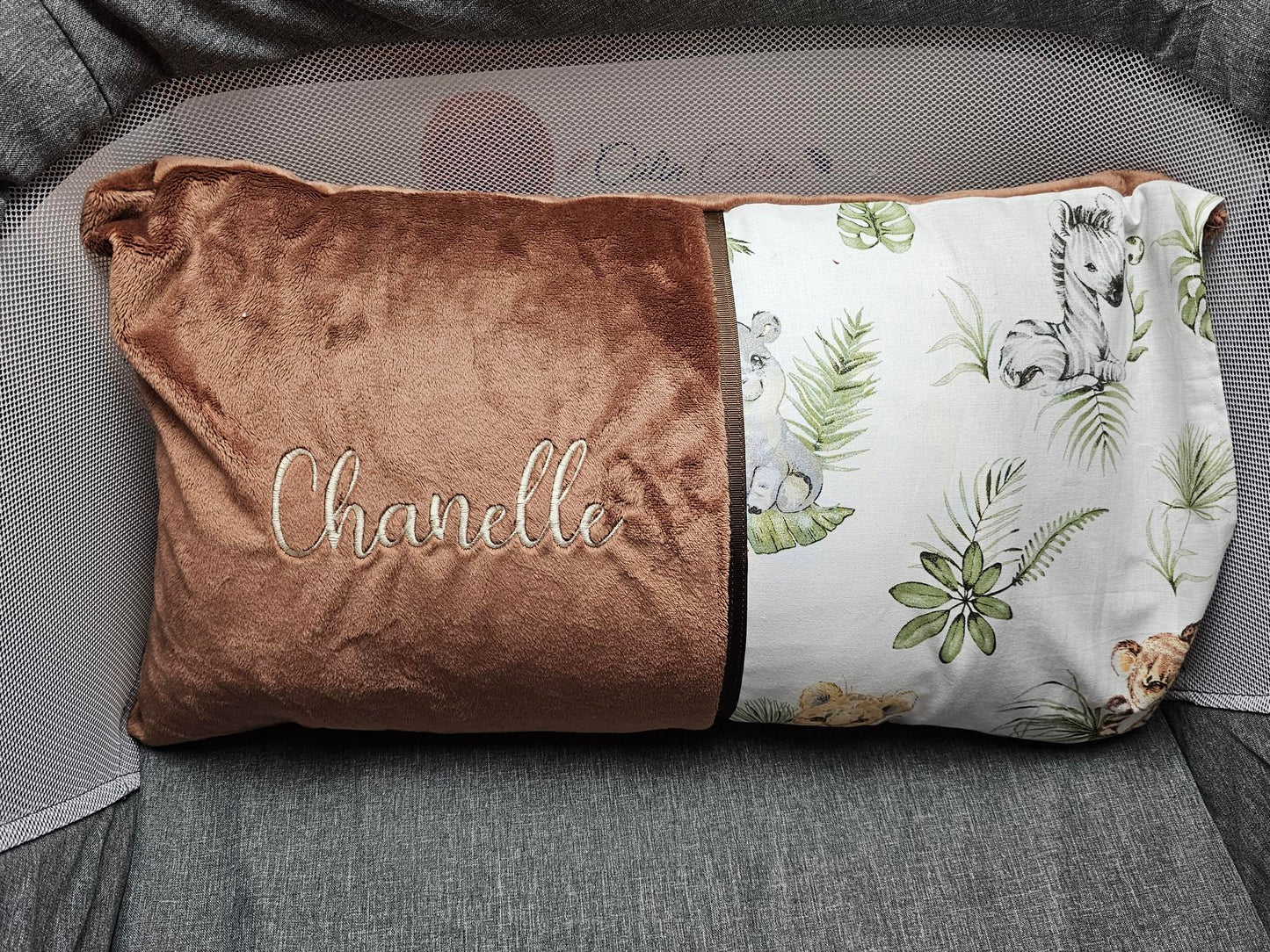 Créez Votre Coussin décoratif pour chambre d'enfant | Lisse | 50cm x 30cm