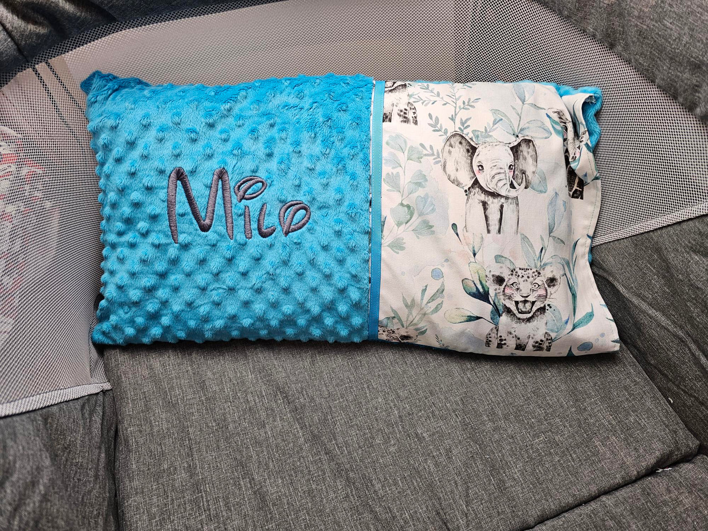Coussin décoratif personnalisé pour chambre d'enfant - Calincaline.be