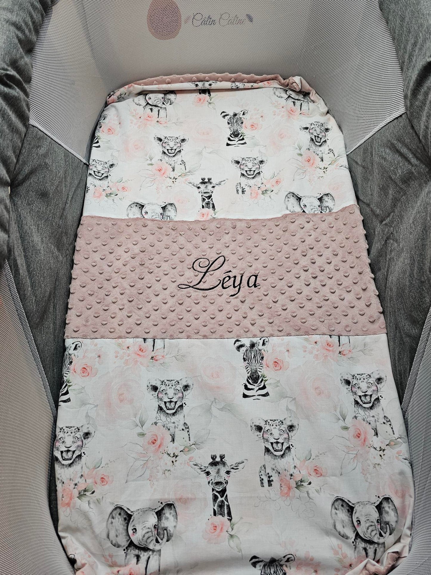 Couverture Fille | Modèle 2 | 70x95cm | Coton et Minky | A personnaliser