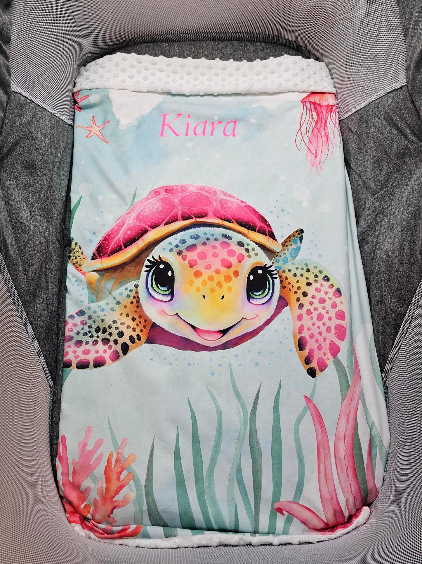 Couverture Plaid Tortue de Mer Rose | 70cm x 95cm | Couleur minky au choix