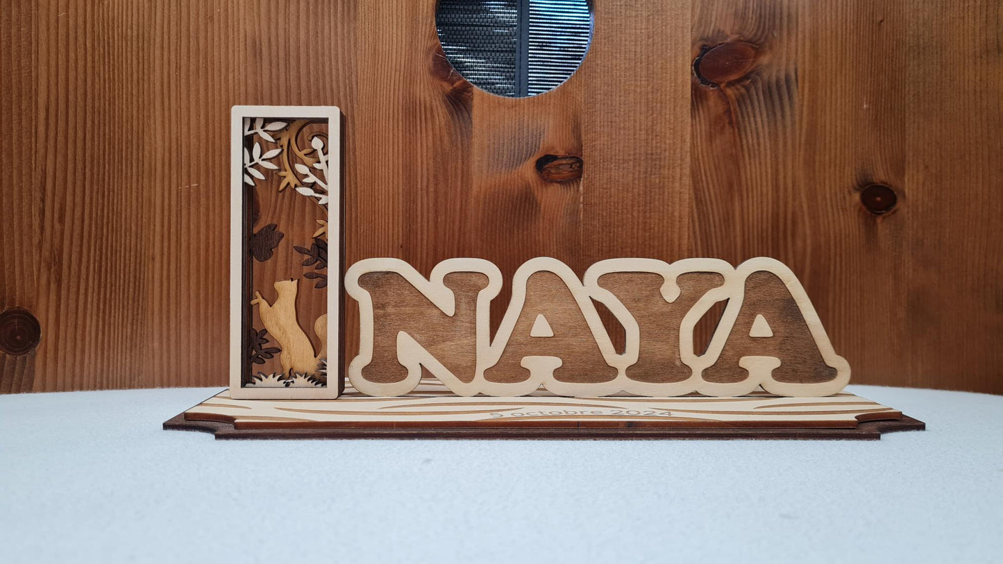 Prénom avec lettre 3D en bois | Avec pied à poser | A personnaliser | 10cm x 29cm - Calincaline.be