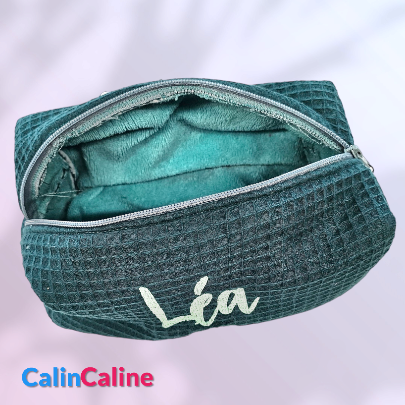 Trousse de toilette + Peigne et Brosse + Brosse à dents + Lingettes et Gants | A Personnaliser