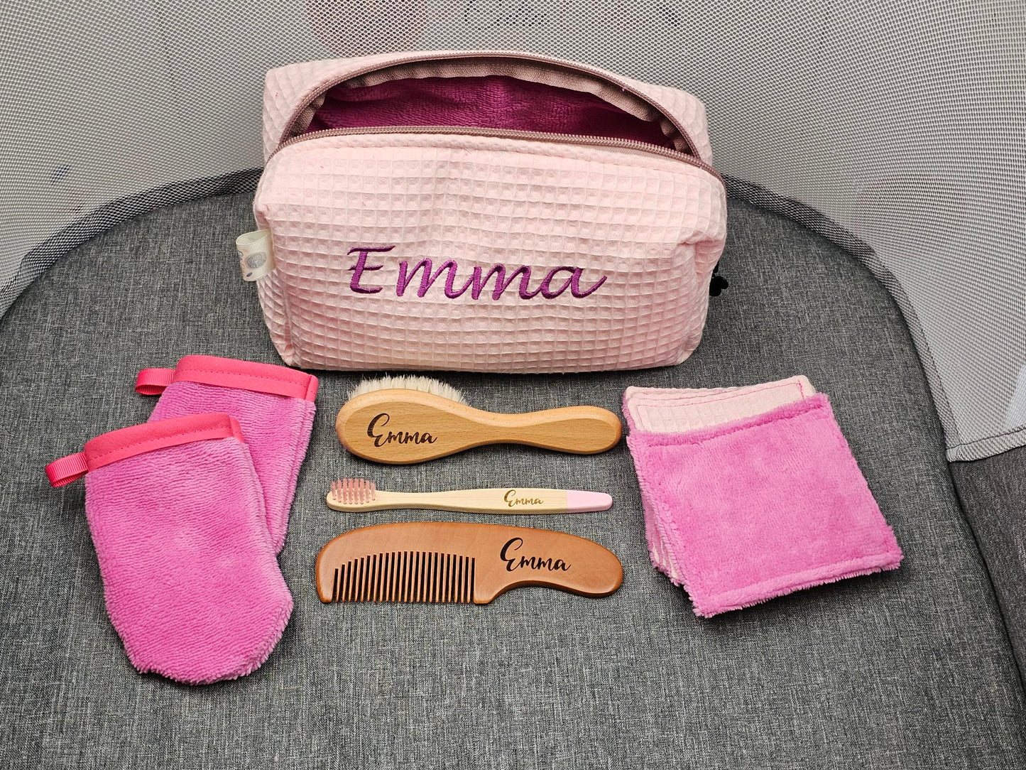 trousse de toilette rose personnalisée Emma