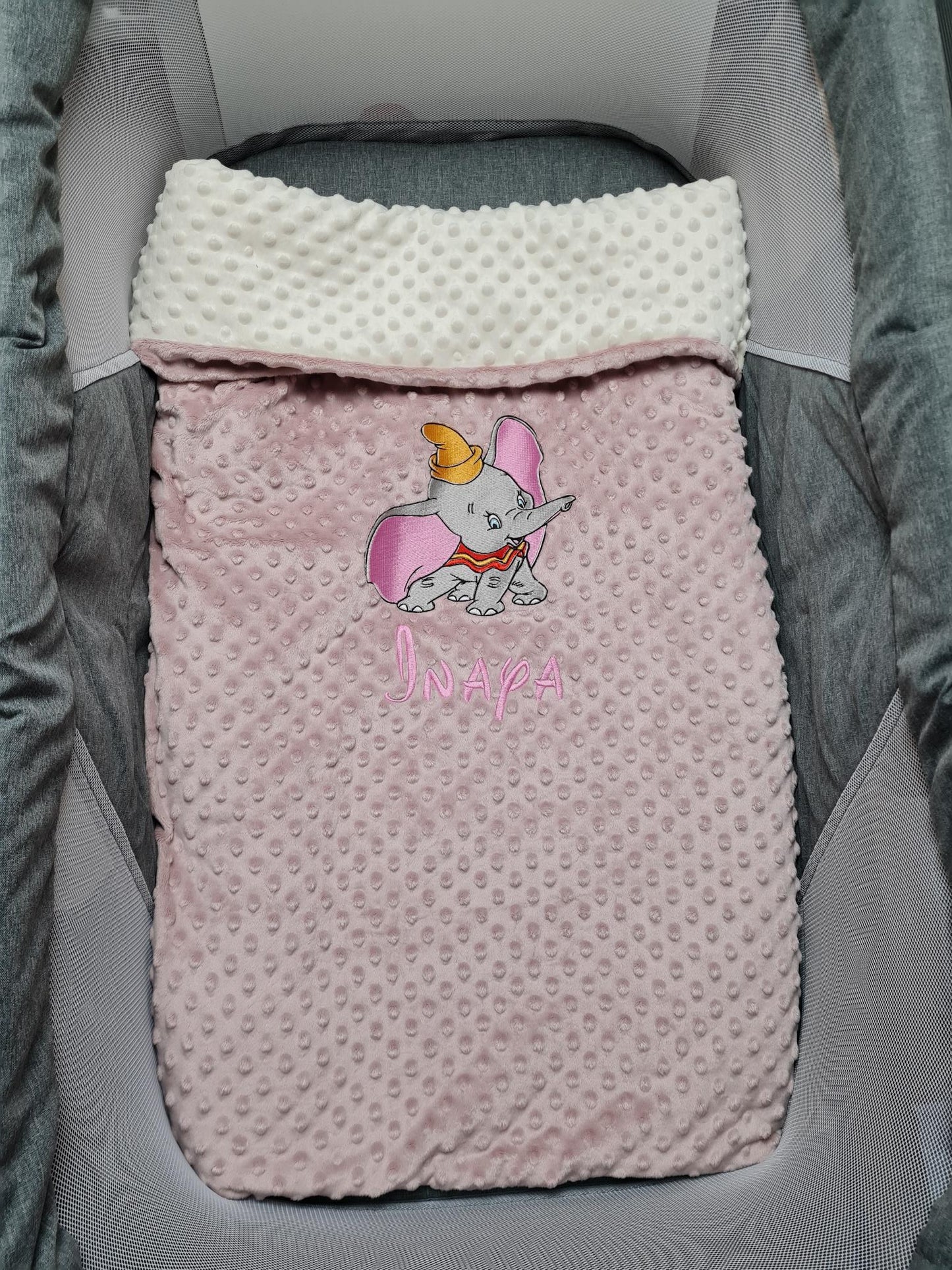 Couverture bébé avec broderie personnalisée - Modèle Fille - Calincaline.be