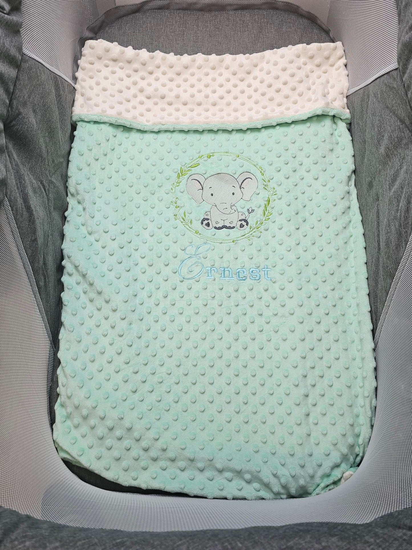 Couverture bébé avec broderie personnalisée - Modèle Garçon - Calincaline.be