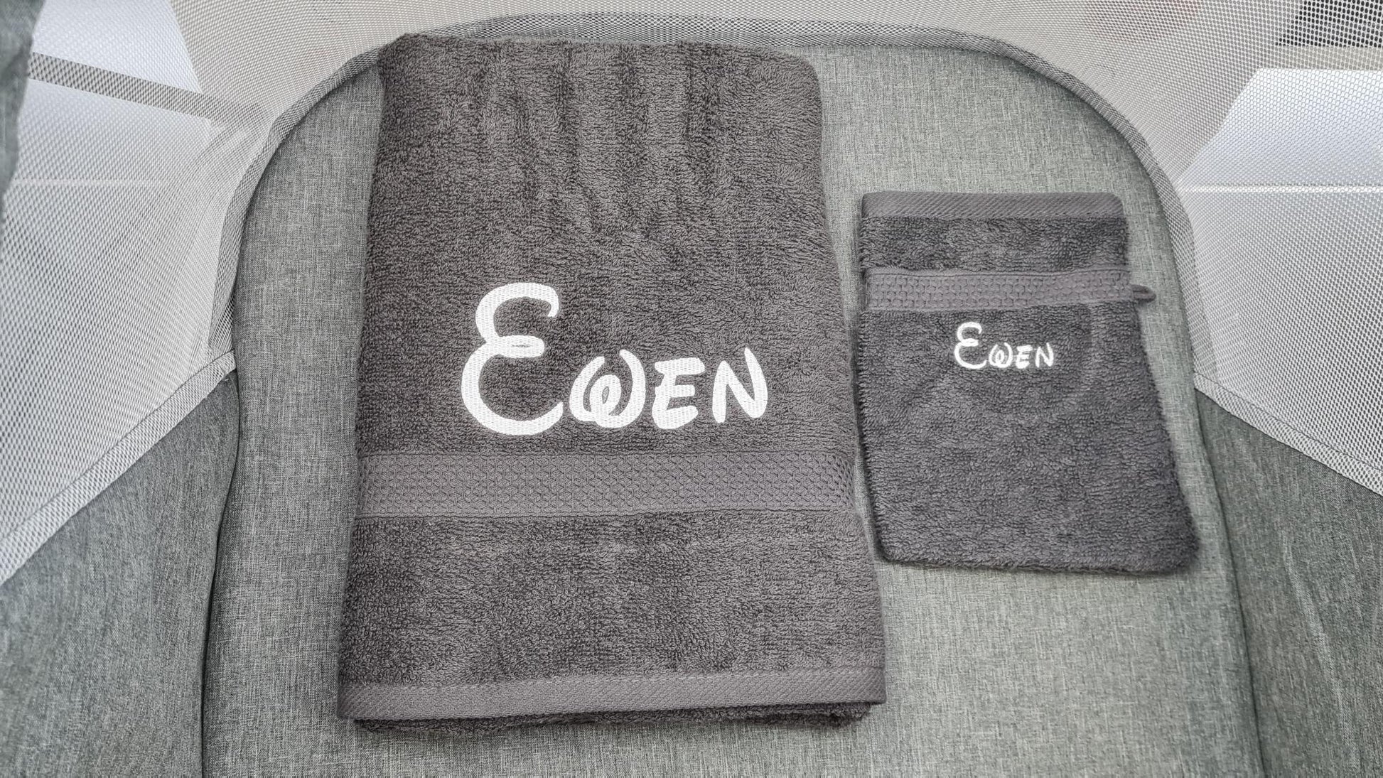 Ensemble Drap de bain + Gant de toilette assorti | Prénom Brodé | Anthracite