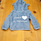 Veste Polaire Enfant -Bleu Jeans- | Message Brodé | De 6 à 18 mois - Calincaline.be
