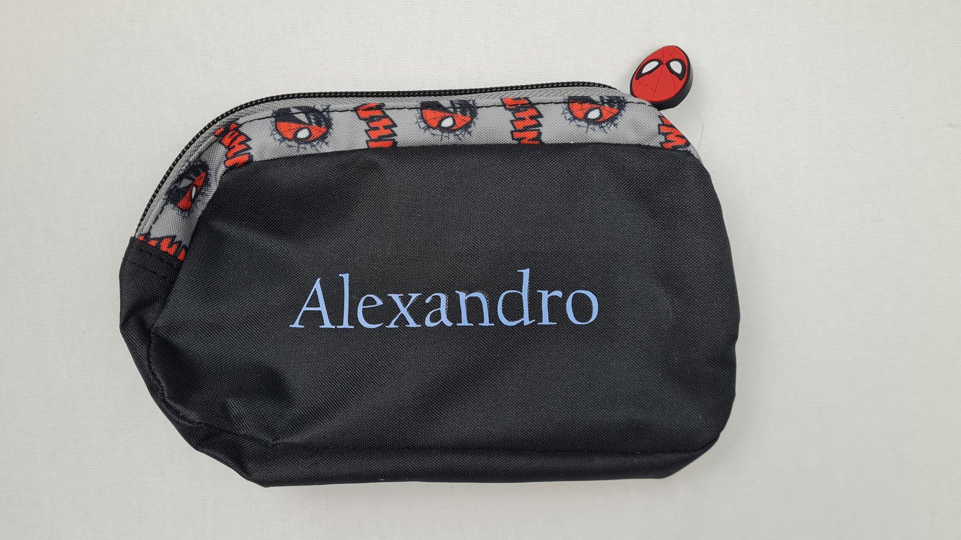 Plumier fourre-tout enfant 20cm | Spiderman Venom | Sans ustensiles - Calincaline.be