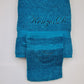 Ensemble Drap de bain + Gant de toilette assorti | Prénom Brodé | Aqua - Calincaline.be