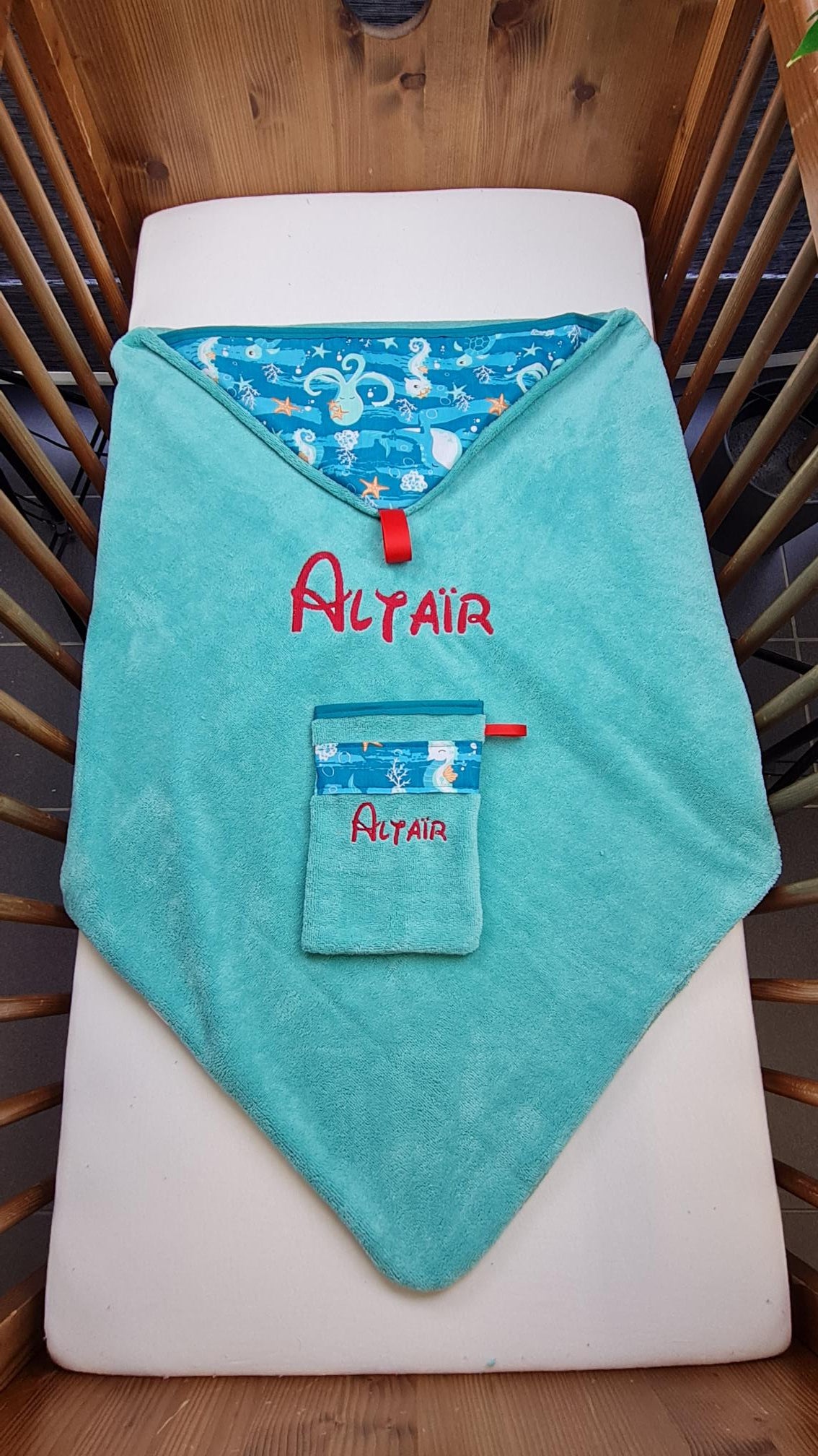 Créez Votre Cape de Bain Eponge Personnalisée | Class Garçon | 85cm x 85cm