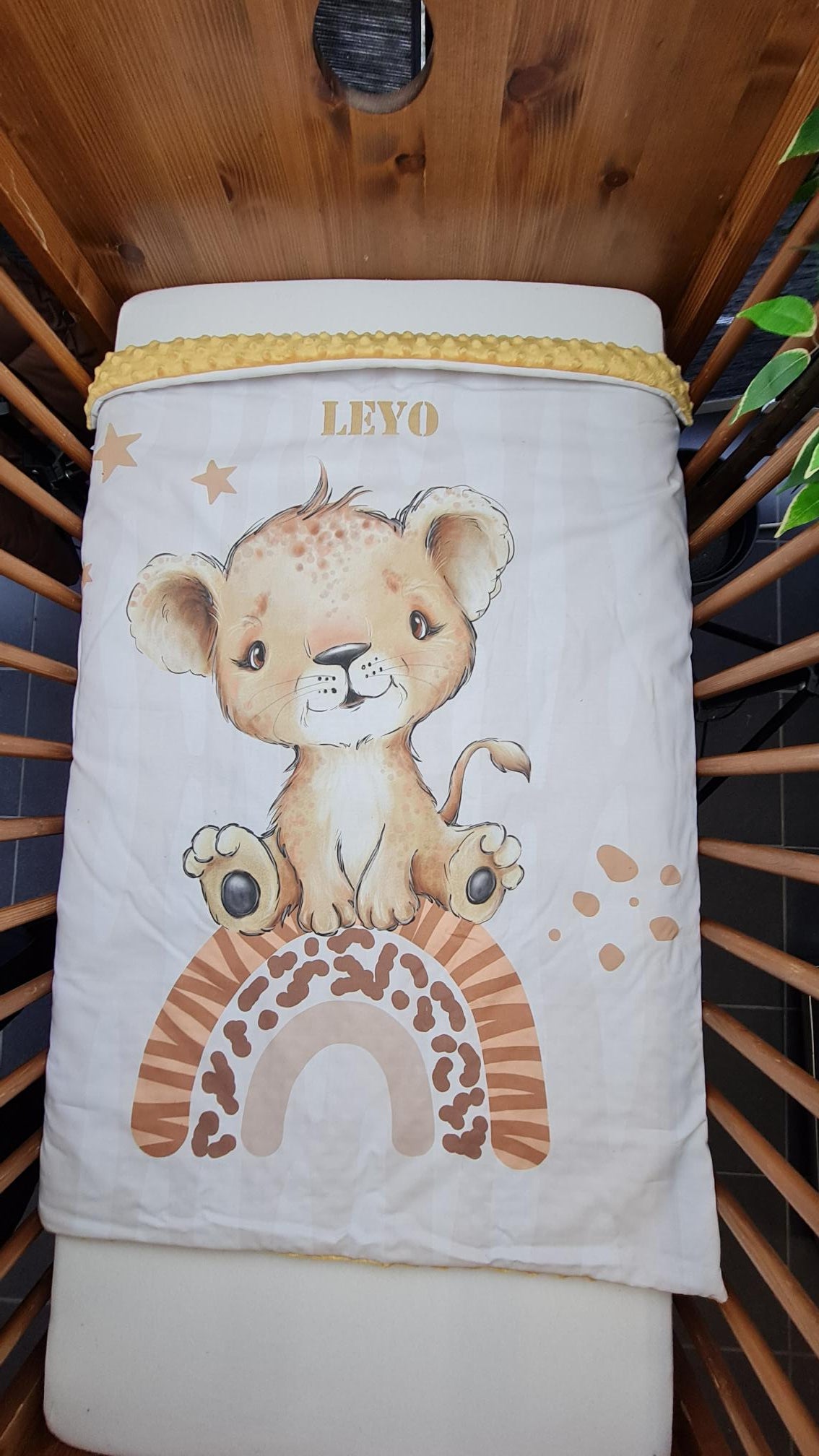 Couverture Plaid Bébé Lion Brun | 70cm x 95cm | Couleur minky au choix