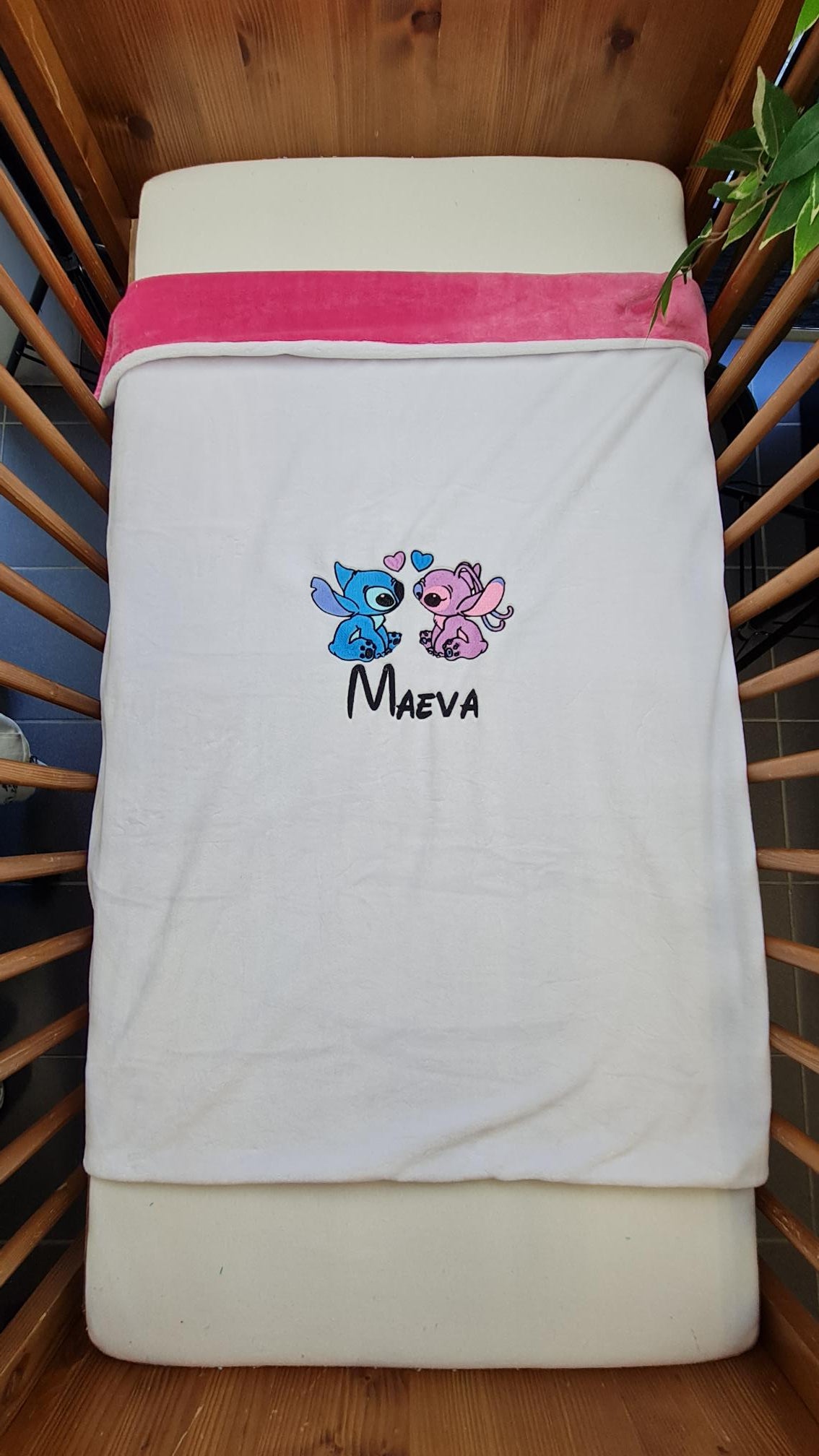 Créez Votre Couverture Bébé Brodée 75cm x 100cm | Modèle Double Minky Fille