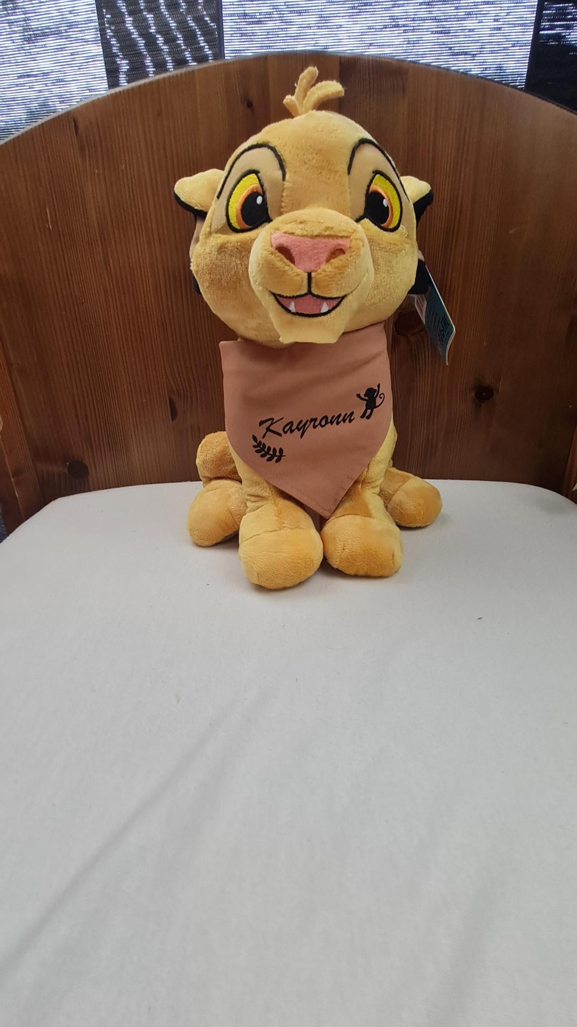 Peluche Disney Simba 35cm avec Bandana personnalisé | Nicotoy