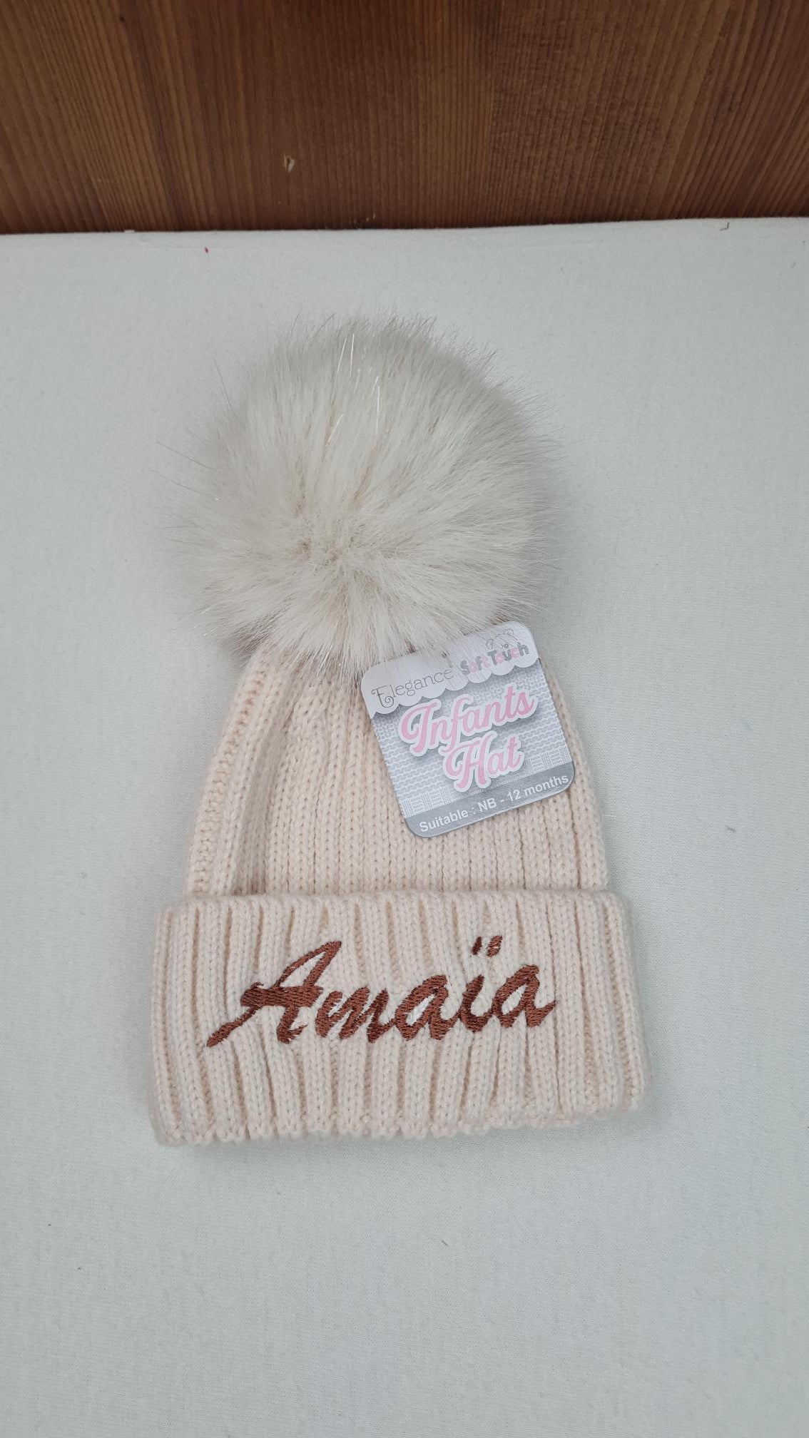 Bonnet Pompon Elégance Café | 0 à 12 mois | Avec Prénom Brodé