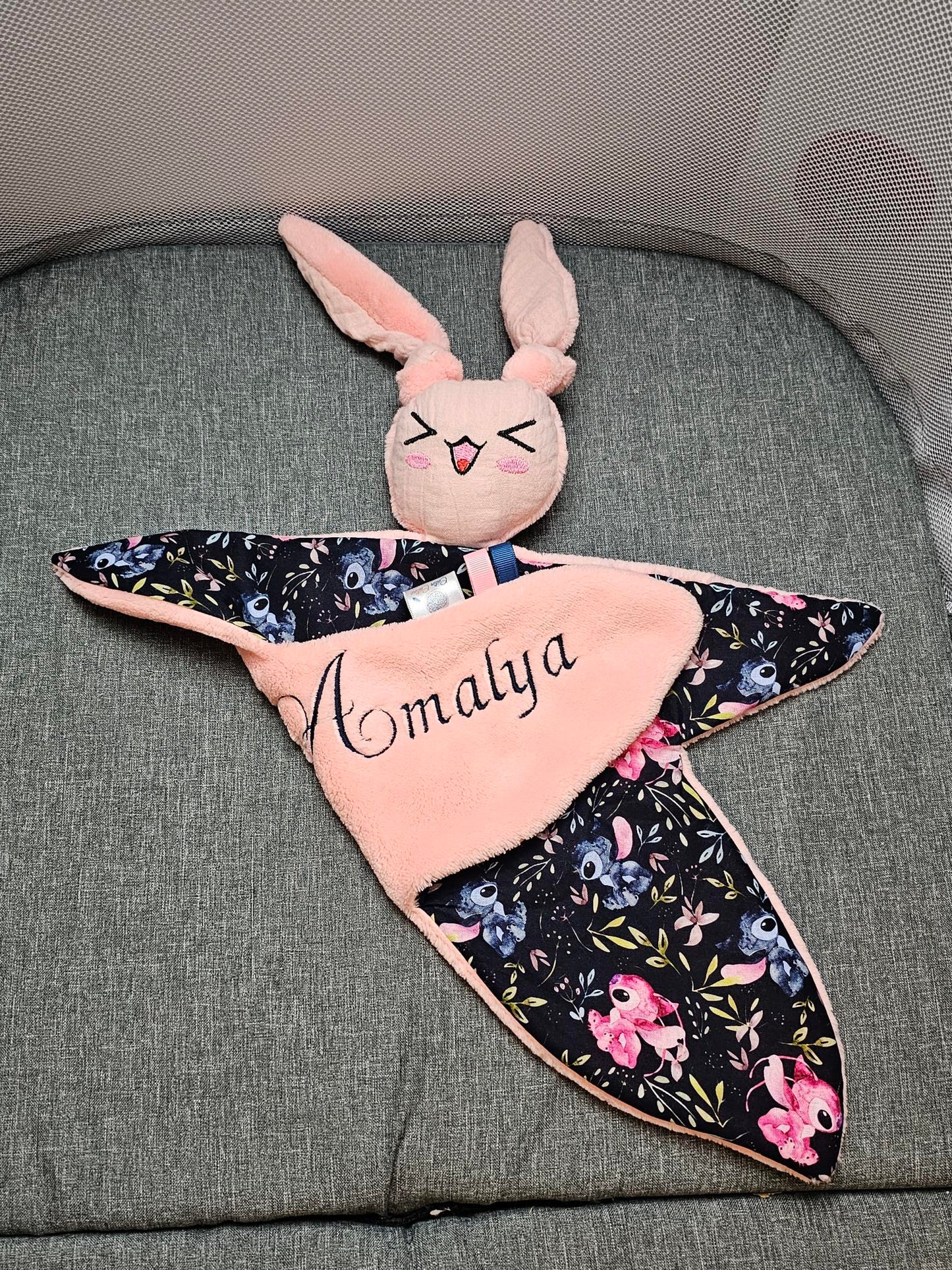 Créez Votre Doudou Lapin Câlin | Fille | Avec prénom brodé - Calincaline.be