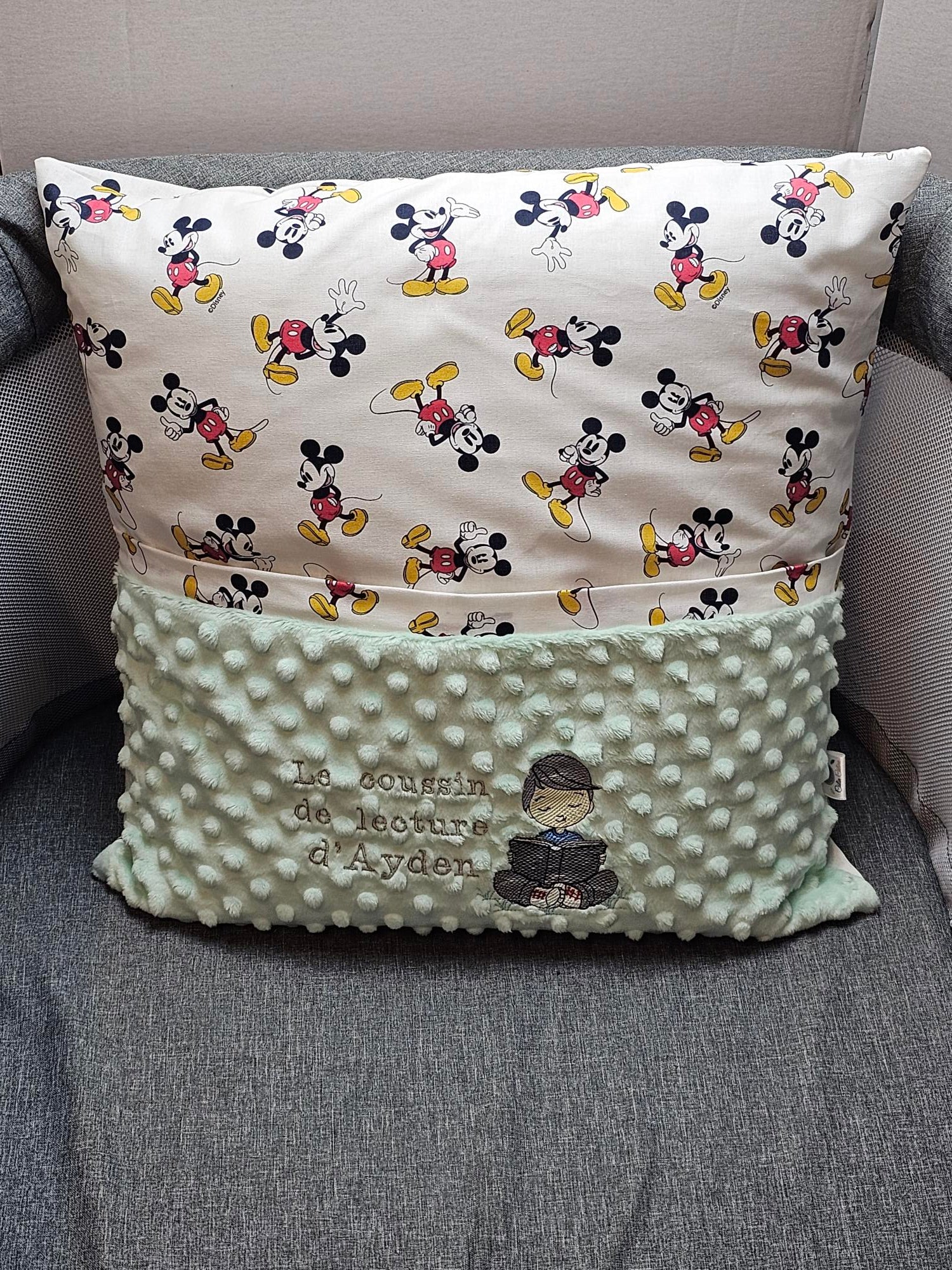 Coussin de lecture garçon personnalisé avec prénom | Coussin inclus | 45cm x 45cm