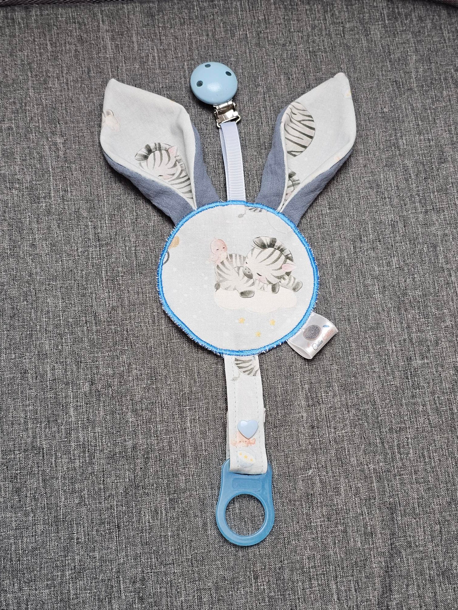 Attache sucette bébé zèbre