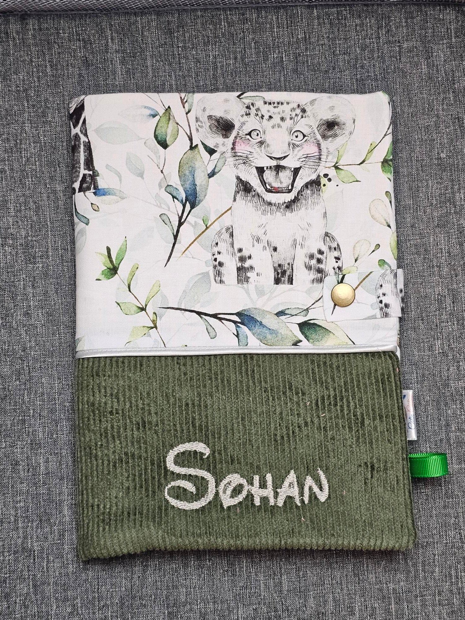 Protège Carnet -Vuli- Personnalisé | Velours et Coton Premium - Calincaline.be