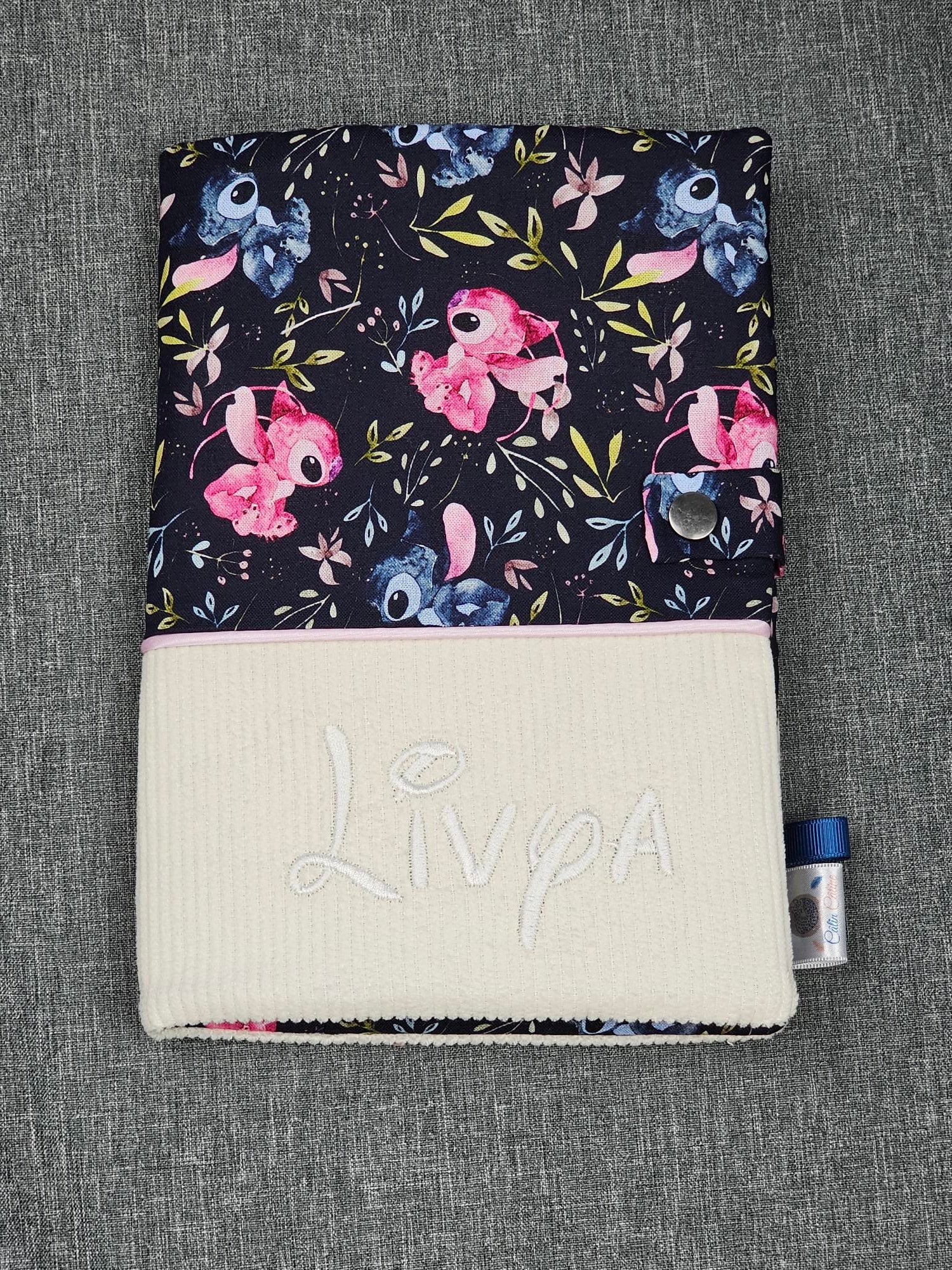 Protège Carnet -Vuli- Personnalisé Fille