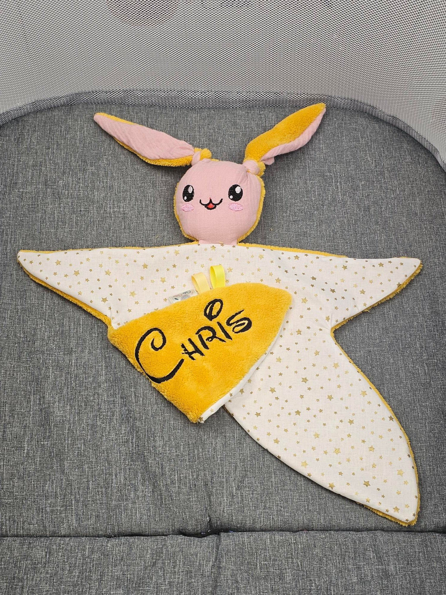 Doudou Lapin Garçon avec prénom brodé | A personnaliser