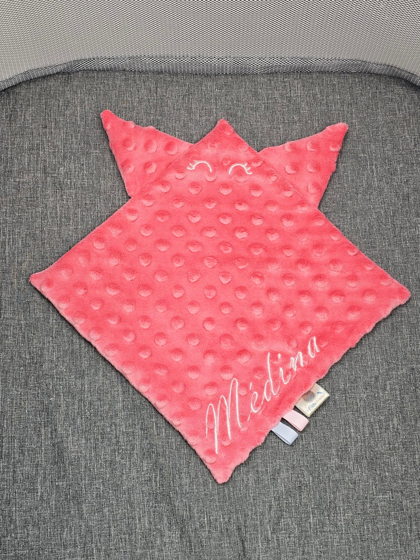 Créez Votre Doudou Carré Personnalisé | Fille | 25cm x 25cm