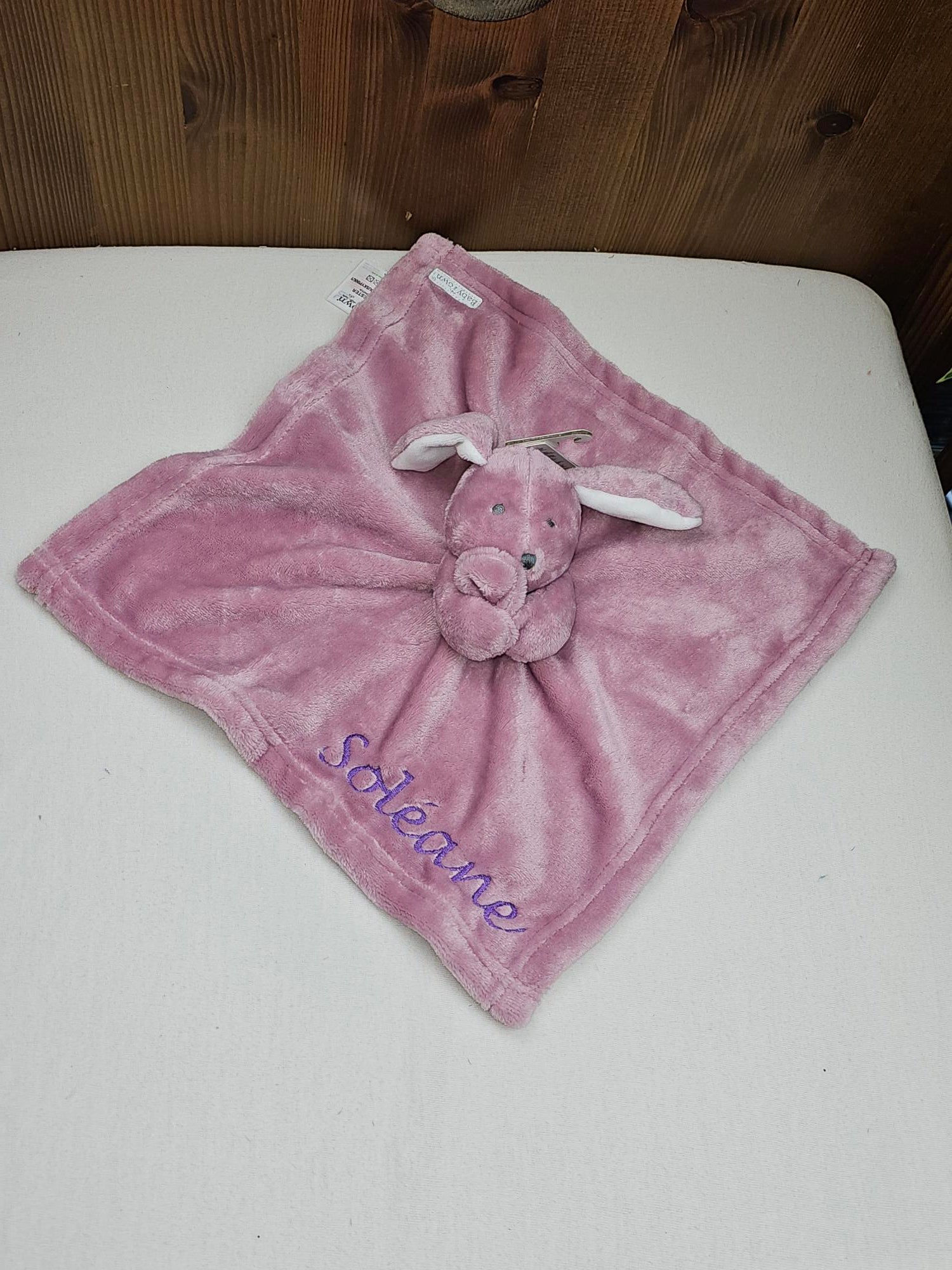 Doudou Mouchoir Lapinou Rose Foncé 35cm | Avec Prénom Personnalisé | Baby Town