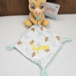 Doudou Peluche Mouchoir Disney Simba 15cm | Prénom Personnalisé