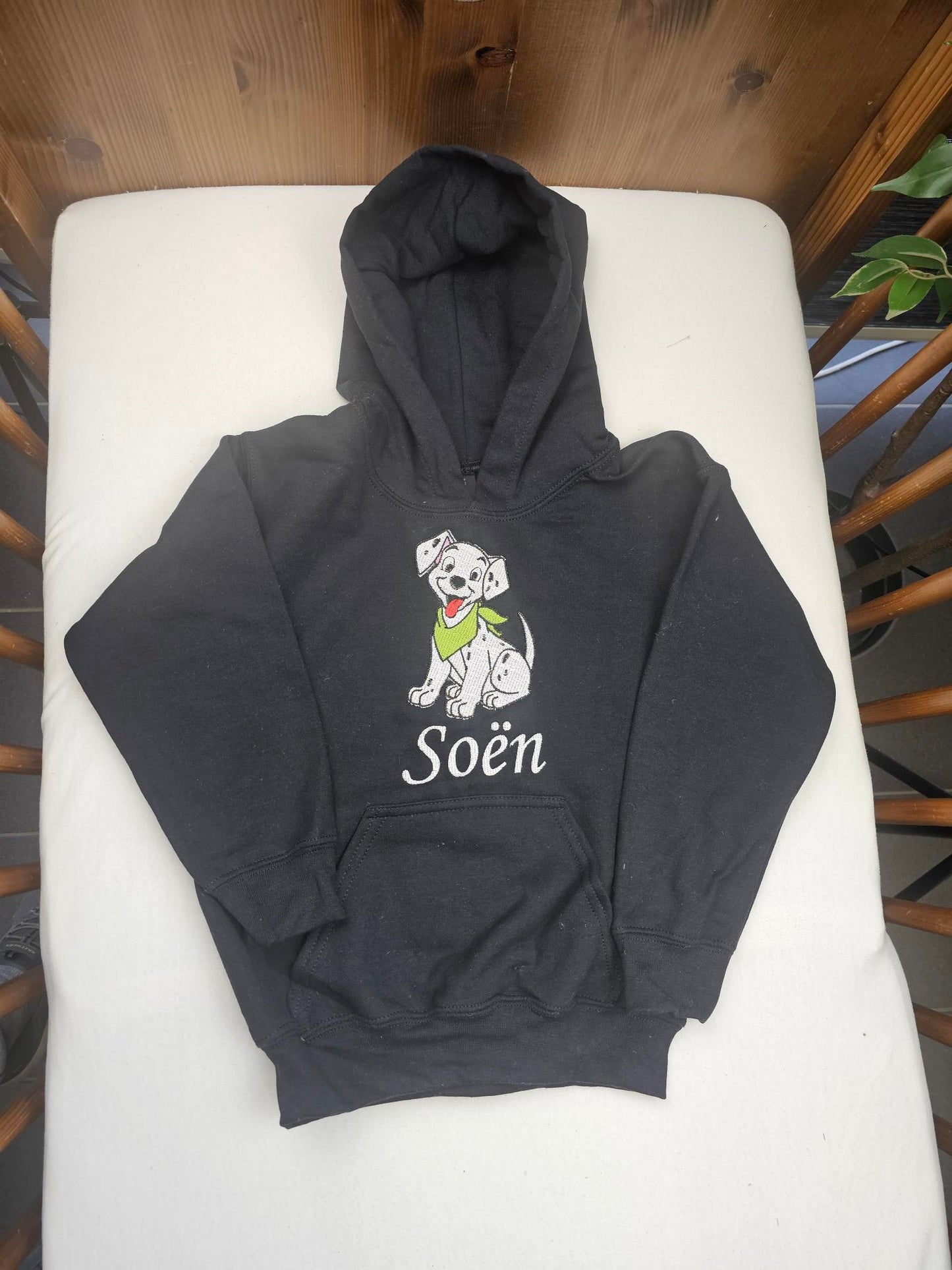 Hoodies Enfant Noir A Capuche | 3-4 ans XS | Broderie Personnalisée