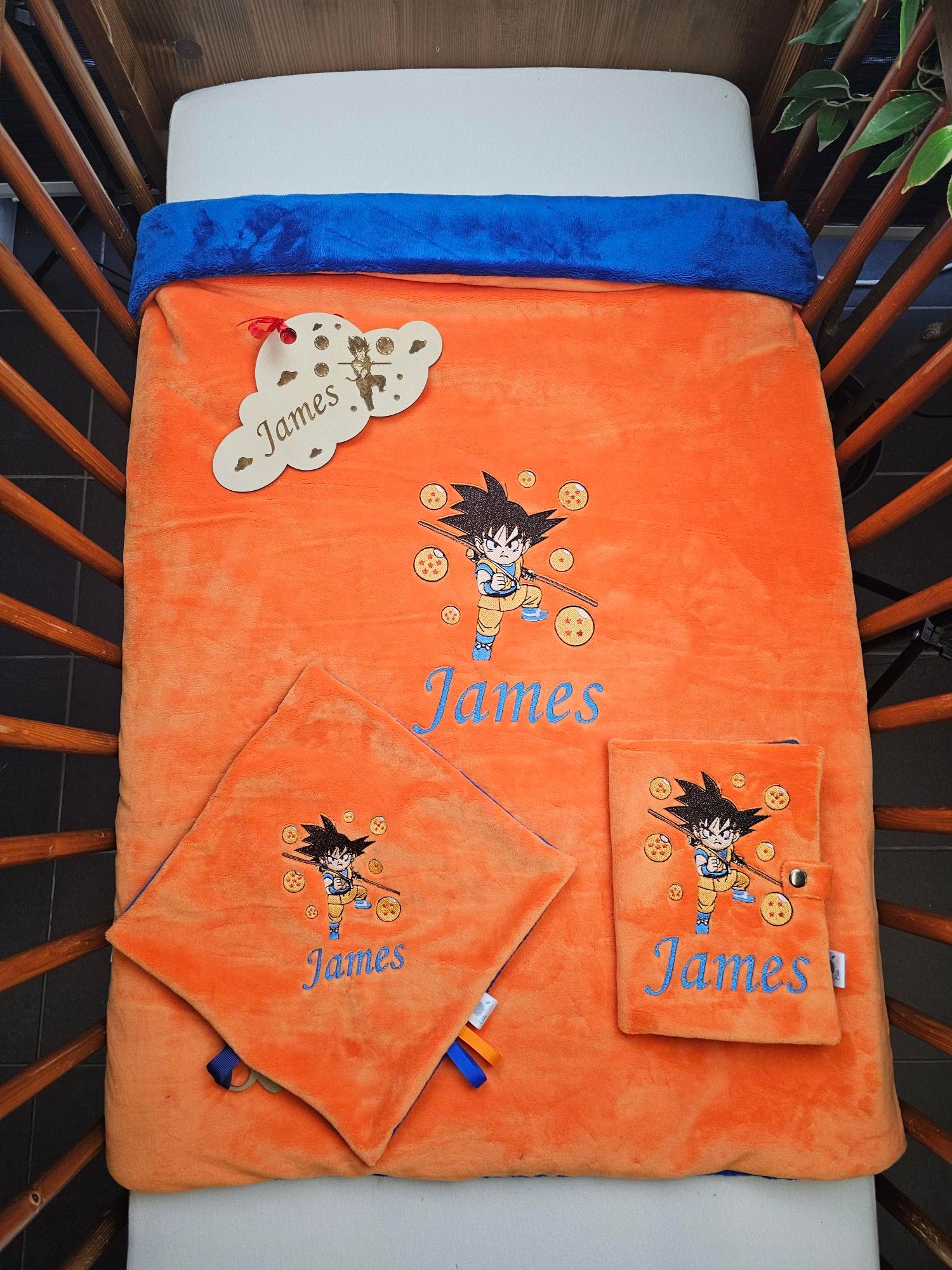 Pack Bébé Personnalisé | Couverture + Doudou 30cm + Protège carnet assortis | Garçon | Minky - Calincaline.be