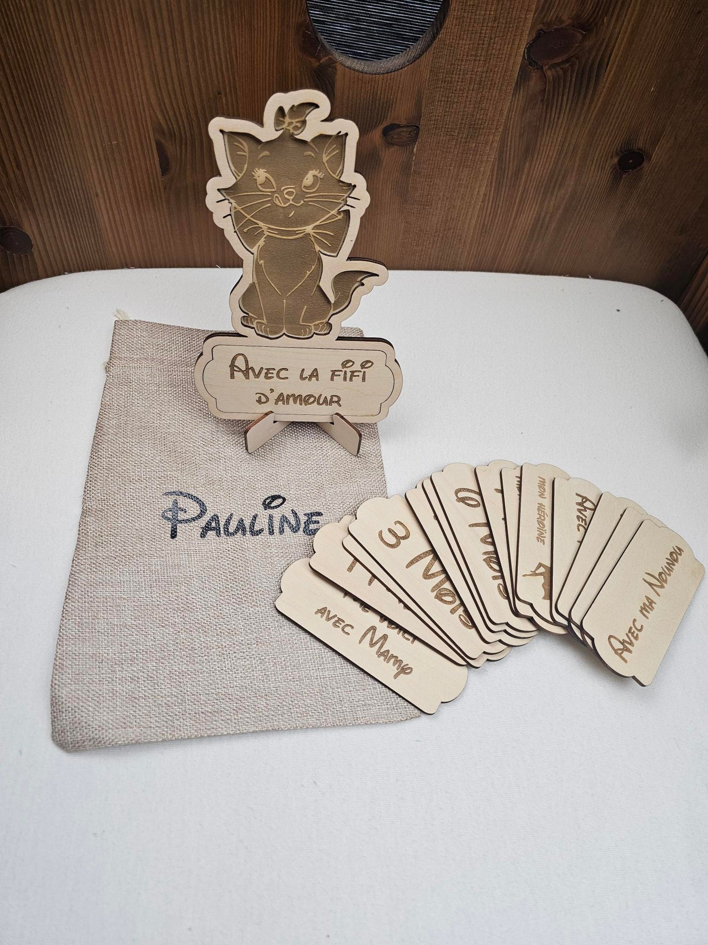 cartes étapes aristochats en bois personnalisées