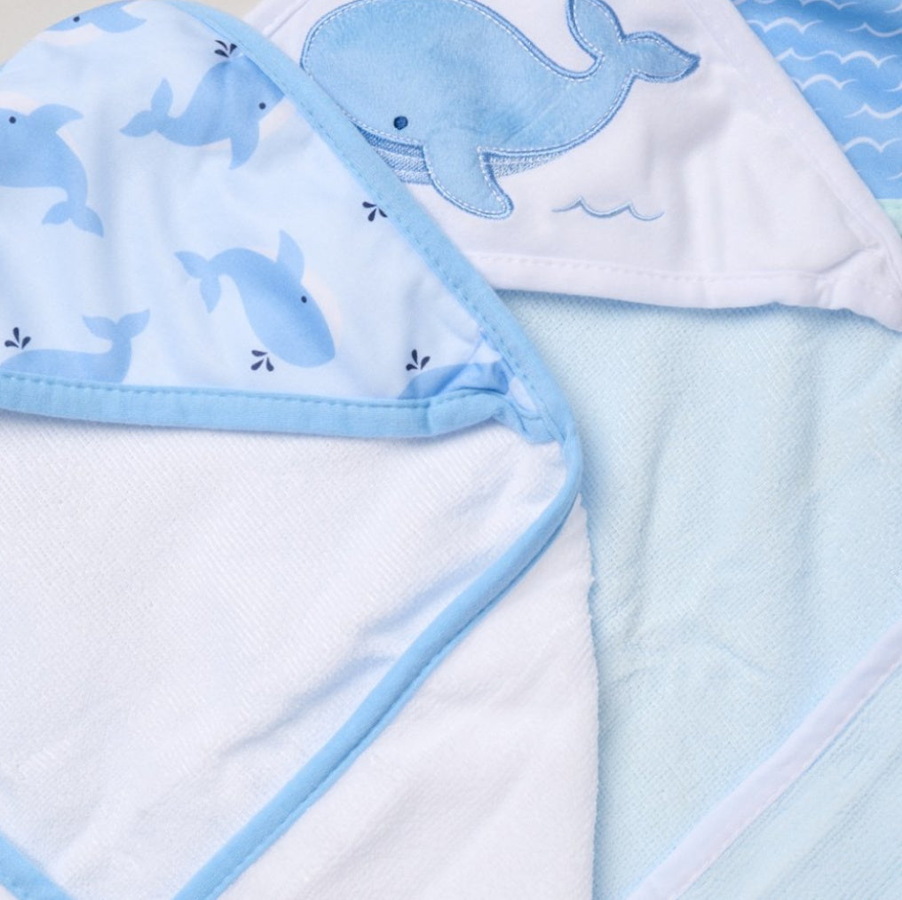 Trio Capes de bain Baleine 0-3 ans | 71cm x 71cm | Prénom Brodé