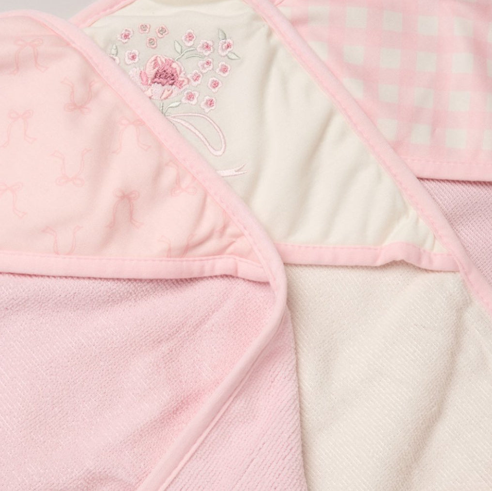 Trio Capes de bain Floral 0-3 ans | 71cm x 71cm | Prénom Brodé
