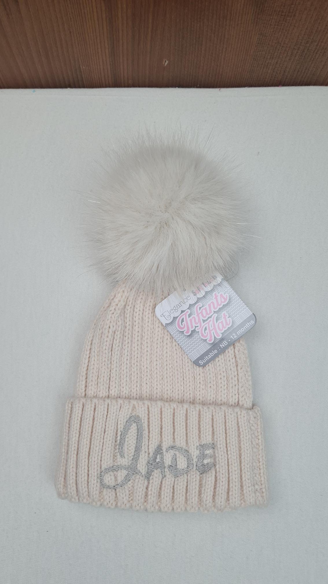 Bonnet Pompon Elégance Café | 0 à 12 mois | Avec Prénom Brodé