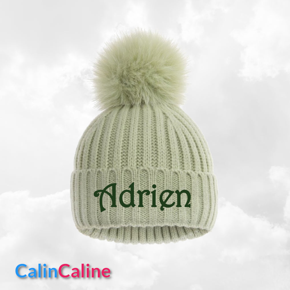 Bonnet Pompon Elégance Vert Sauge | 0 à 12 mois | Avec Prénom Brodé