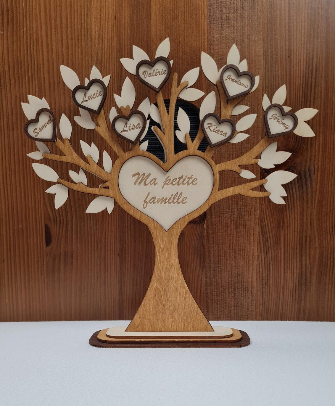 Arbre Familial en Bois 27cm sur Pied | Membres de la famille gravés
