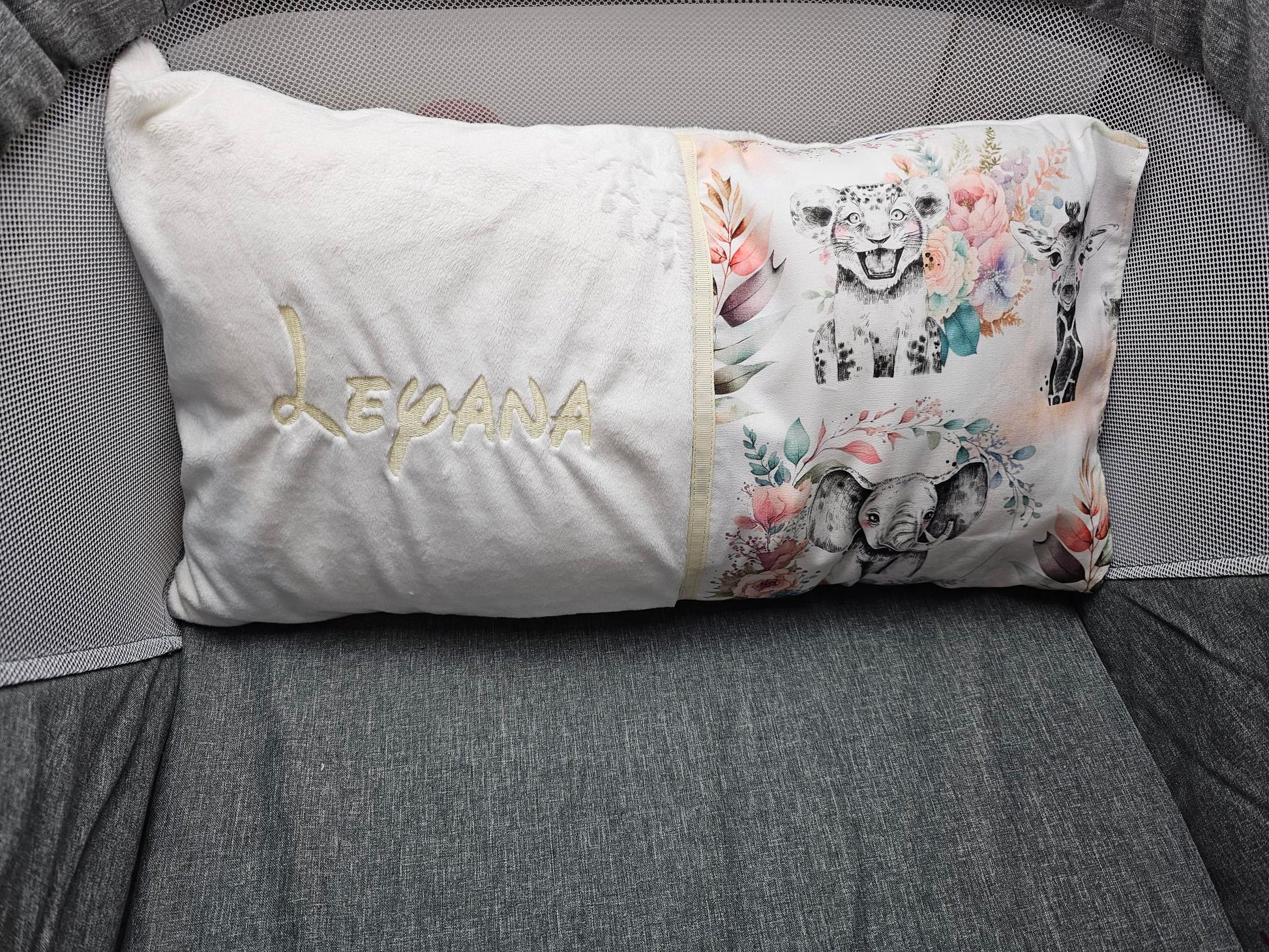 Créez Votre Coussin décoratif pour chambre d'enfant | Lisse | 50cm x 30cm