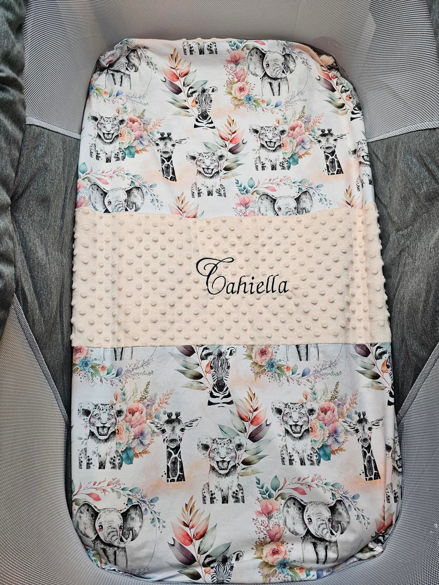 Couverture Fille | Modèle 2 | 70x95cm | Coton et Minky | A personnaliser
