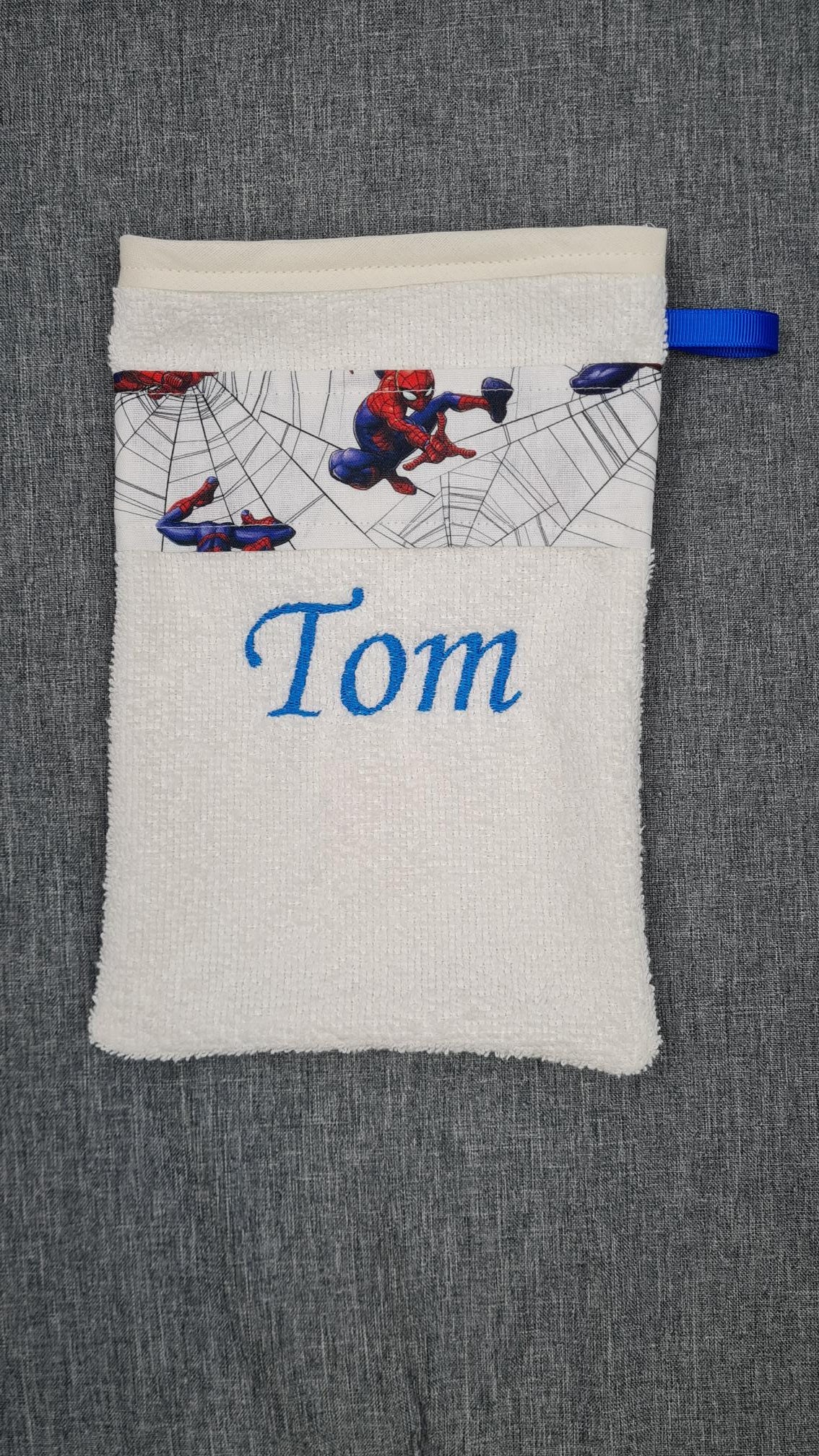 Gant de toilette enfant personnalisé - Garçon - Calincaline.be