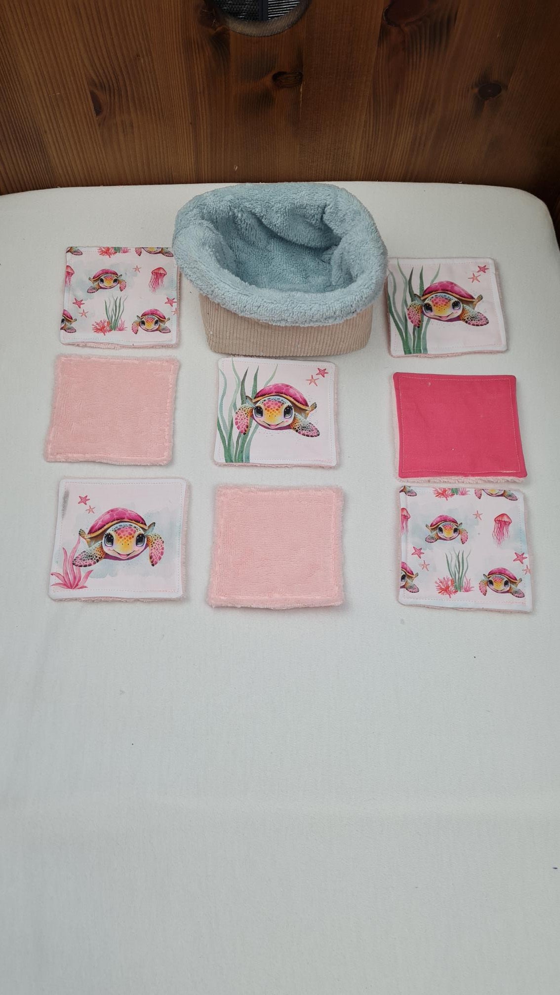 Créez Votre Panier à Lingettes Lavables Pour Bébé | Tortue de mer Rose