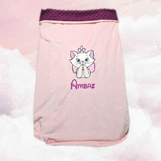 Couverture personnalisée bébé lion rose