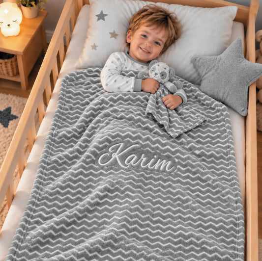 Pack Bébé Brodé | Couverture Légère Grise 75 x 90cm avec Doudou Panda 35cm