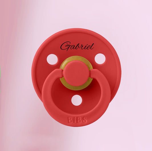 Sucette BIBS Colour avec prénom | 0 - 6 mois | Couleur Rouge Fraise