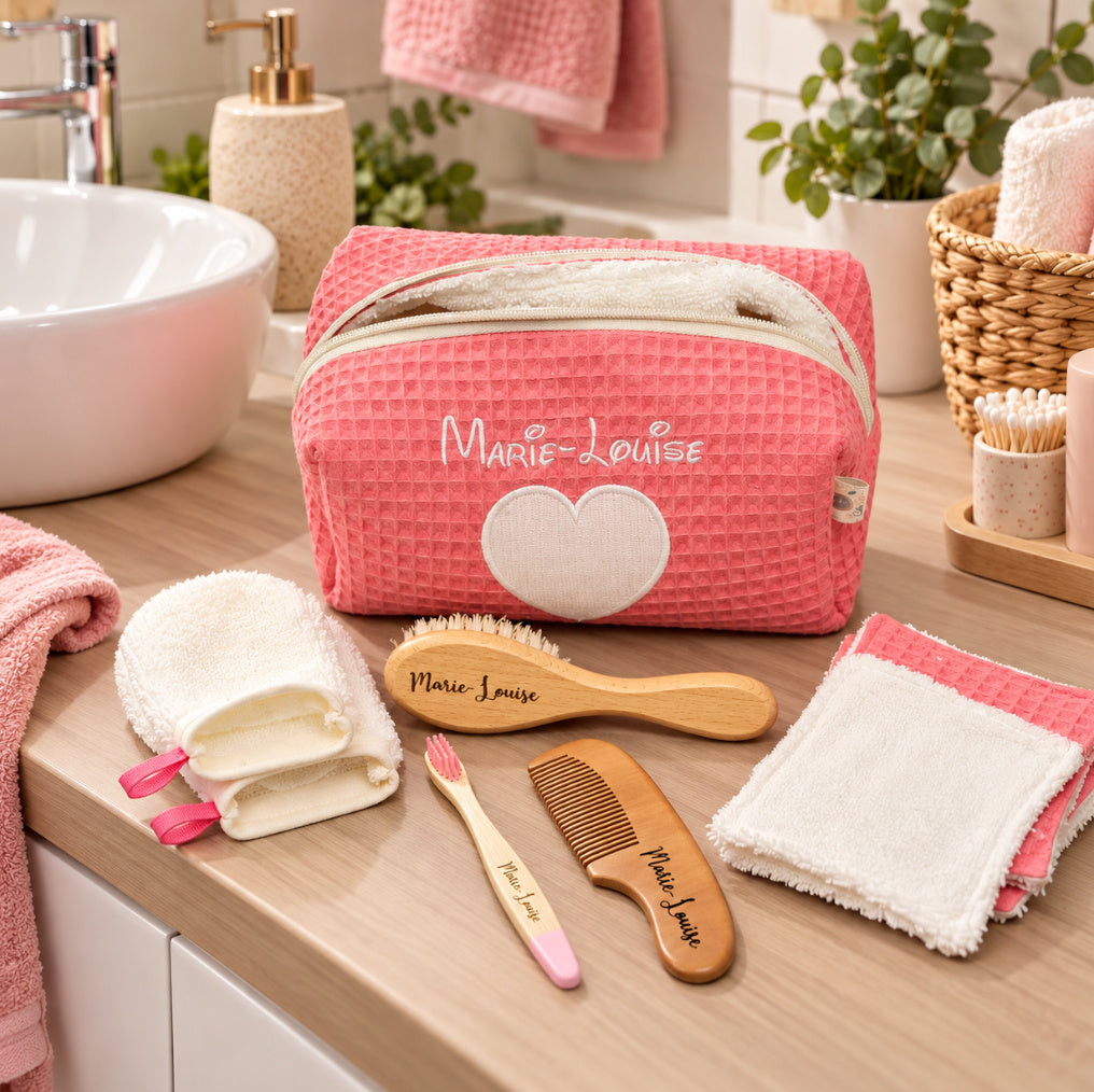 Créez Votre Trousse de Toilette Personnalisée | Peigne Brosse Lingettes inclus | Fille