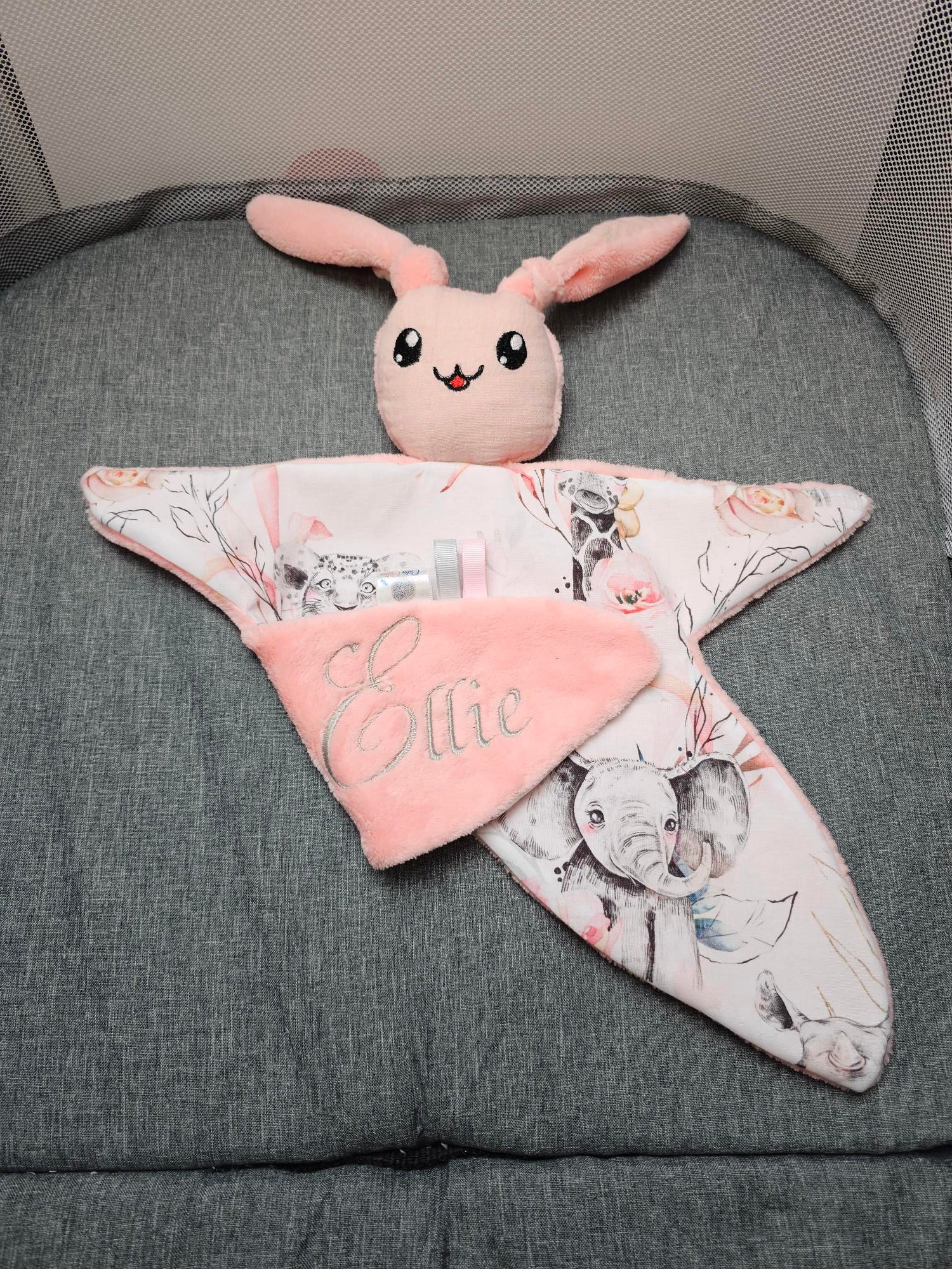 Doudou Personnalisé Fille - Lapin - Calincaline.be