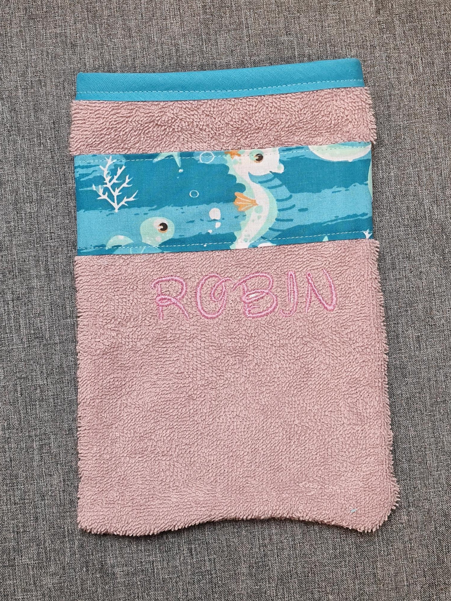Gant de toilette enfant personnalisé - Fille - Calincaline.be