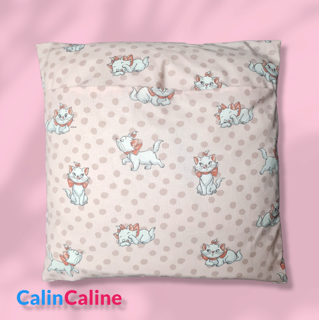 Coussin de lecture fille personnalisé - Calincaline.be